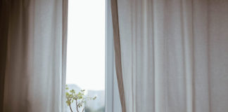 Mały balkon lub taras? Wybierz okna przesuwne!