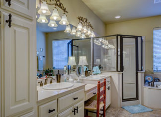 Oświetlenie w łazience a jego barwa