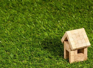 Sprzedaż mieszkania z agencją nieruchomości - co warto wiedzieć?