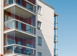 Zabudowa balkonu – elegancja i funkcjonalność Zabudowa balkonu