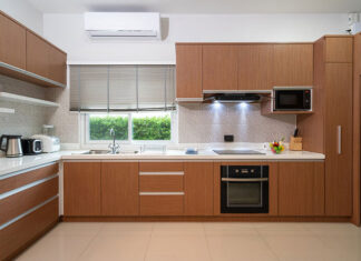 Fronty meblowe bez uchwytów jako sposób na nowoczesny wygląd kuchni Fronty meblowe bez uchwytów jako sposób na nowoczesny wygląd kuchni