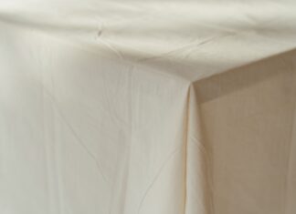 Len – materiał idealny na zasłony, pościel i odzież len