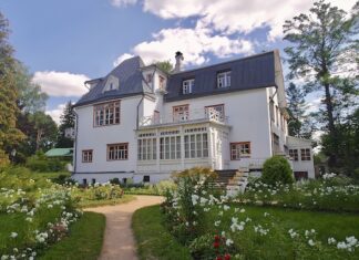 Farby zewnętrzne - jakie są aktualne trendy w kolorystyce elewacji?