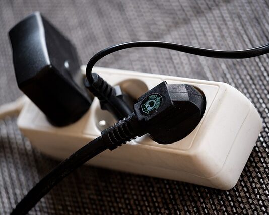 Gdzie wyrzucić zepsuty przedłużacz?