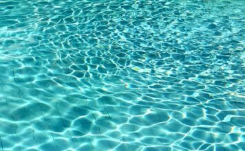 Czy woda chlorowaną w basenie jest szkodliwa?