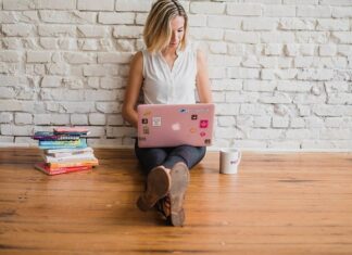 Co na podłogę w domku ogrodowym?