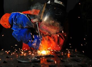 Co lepsze do spawania Co2 czy mieszanka?