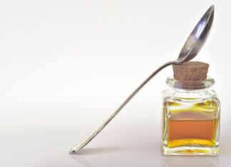 Jak naciągnąć drut kolczasty?