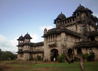 Co zrobić ze starego koryta?