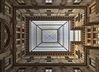 Z czego dach na Drewutnię?