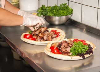 Jaka temperatura do grillowania kiełbasy?