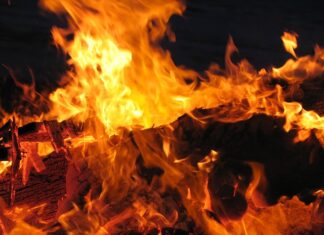 Co zamiast podpałki do kominka?