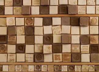 Z czego robi się mydło w kostce? Z czego robi się mydło w kostce?