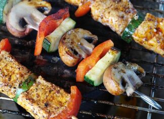 Czy blacha aluminiowa nadaje się na grilla?