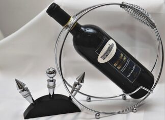 Jak uzupełnić butelkę z dozownikiem?