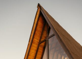 Domek letniskowy całoroczny – gotowe domki z montażem: idealne rozwiązanie na każdą porę roku Domek letniskowy całoroczny